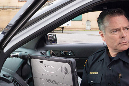 The Benefits of PC, Handheld, and Tablet Form Factors for Law Enforcement in the Field